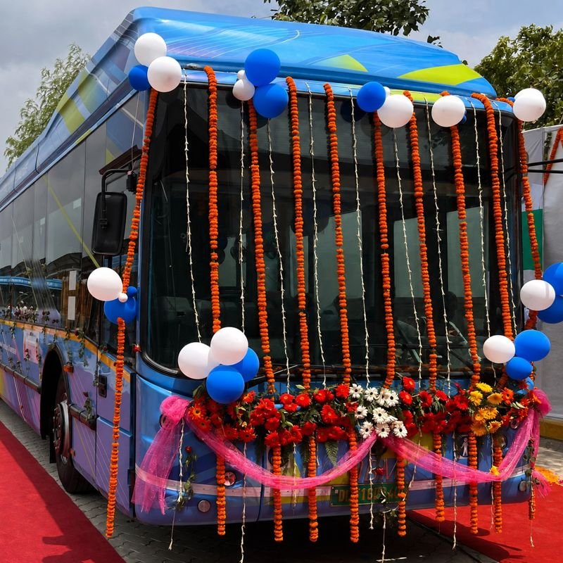 Weddings and events bus on rent Nashik